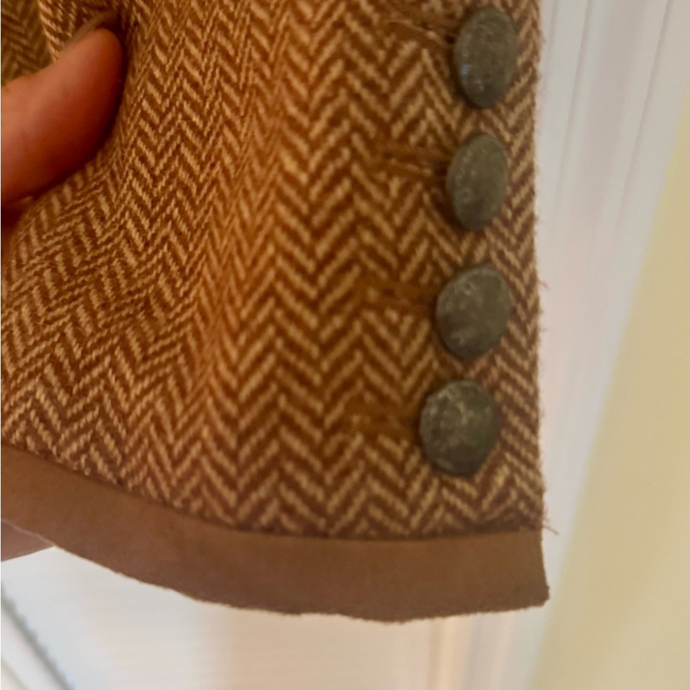 Dubarry of Ireland Tan Herringbone Blazer - Picture 5 of 9